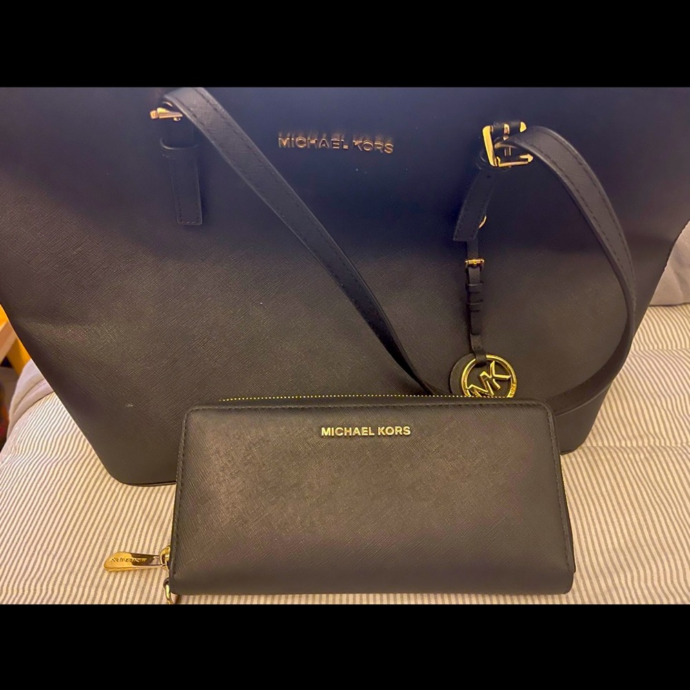 Michael Kors handbag and wallet w/ dust bag